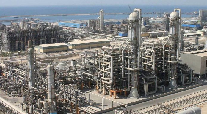 فرصتها و تهدیدهای صنعت پتروشیمی ایران فرصتها و تهدیدهای صنعت پتروشیمی ایران