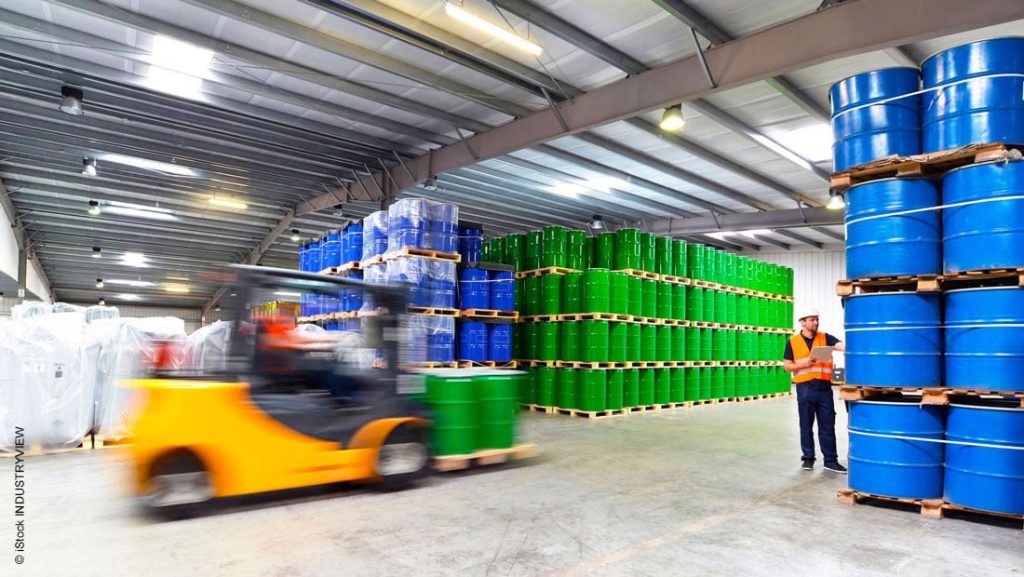 بازار مواد شیمیایی در ایران