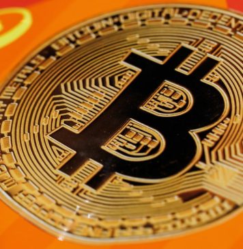 بیت کوین از لیست 10 دارایی برتر جهان خارج شد بیت کوین از لیست 10 دارایی برتر جهان خارج شد