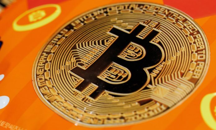 بیت کوین از لیست 10 دارایی برتر جهان خارج شد