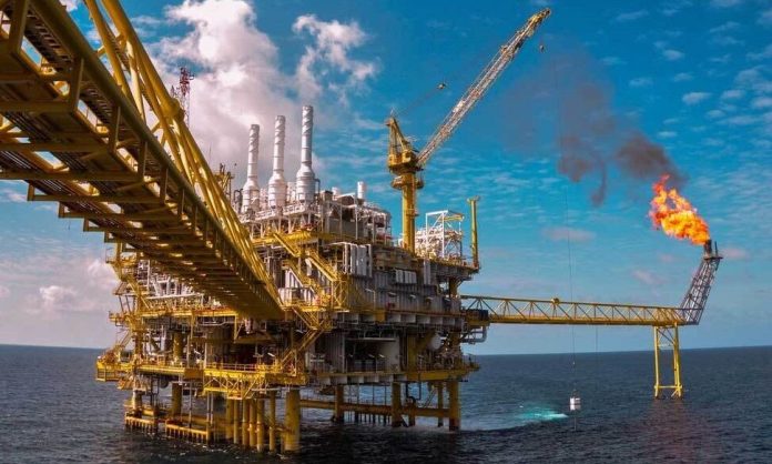 برنامه های حذف گاز همراه در میدان های نفتی